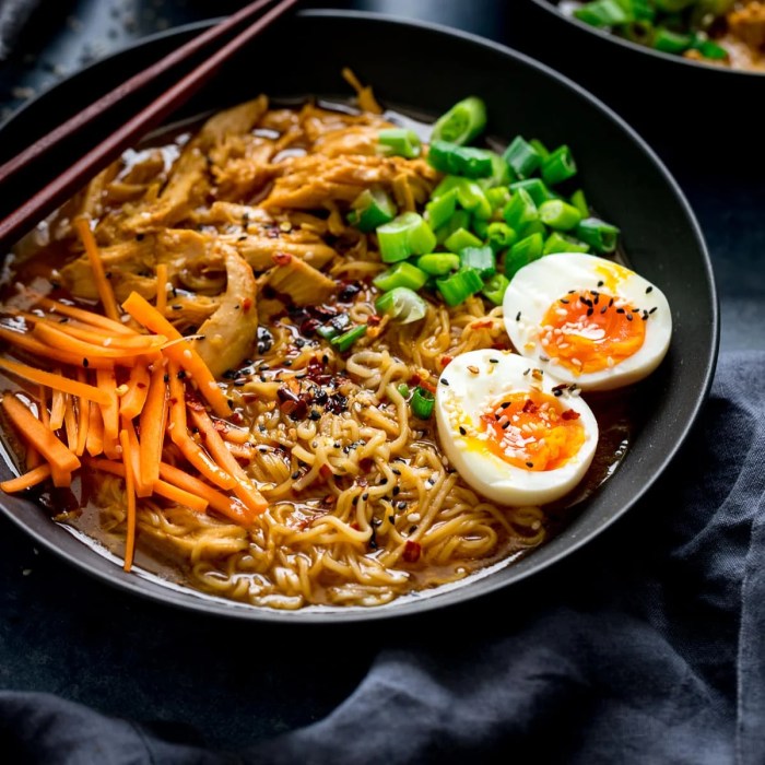 How to cook an egg ramen style