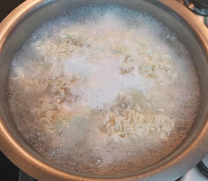 How to cook noodles in indian style